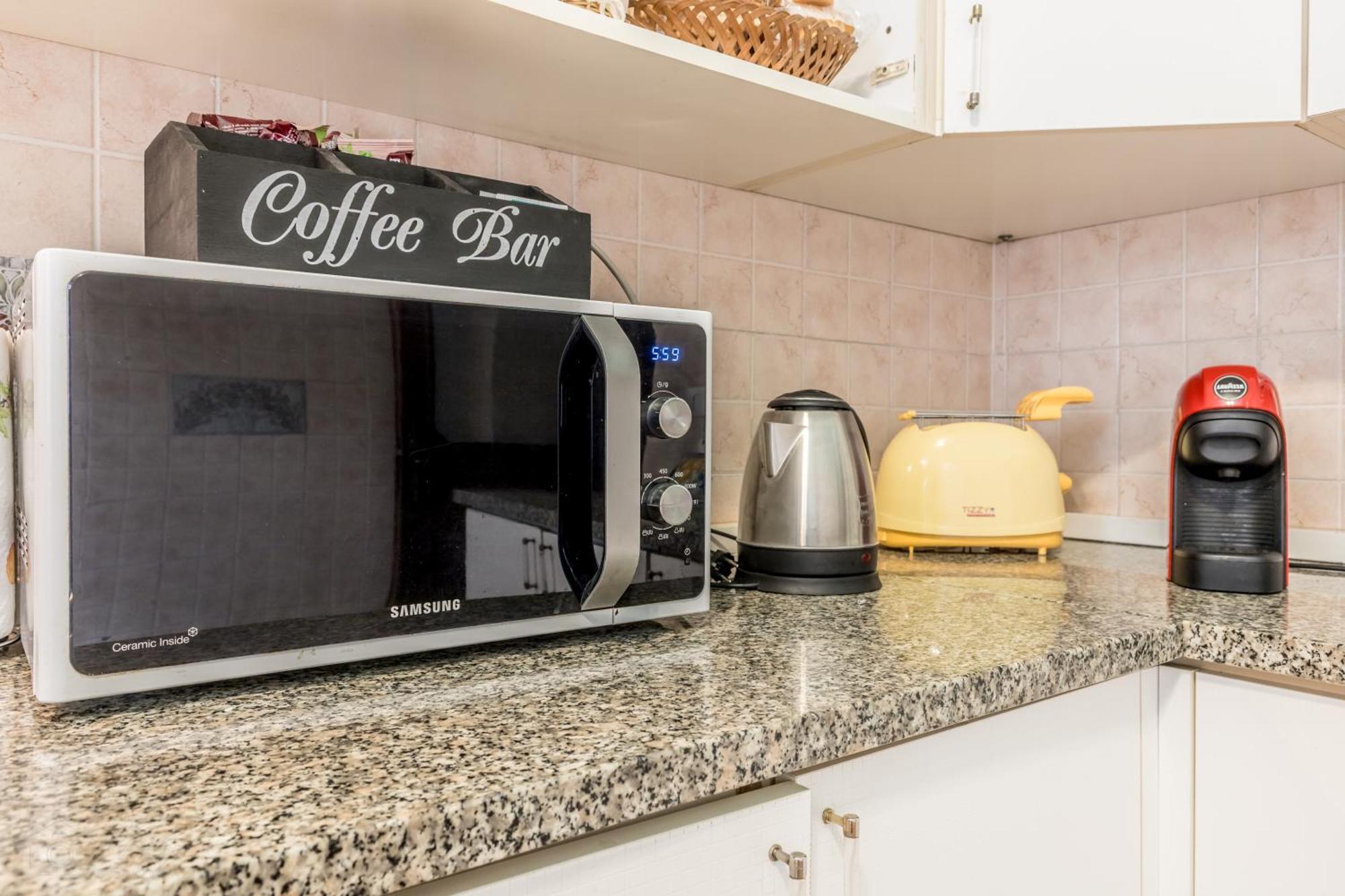Dimora Armanda Apartment Rome Bagian luar foto